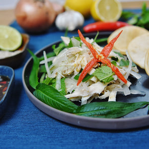 Gỏi Gà - Salade met kip en kroepoek